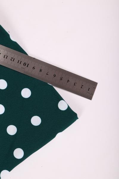 Индо принт "Крупных горох" (БЕЛЫЙ ГОРОХ НА ЗЕЛЕНОМ - 1,5 СМ - 26)